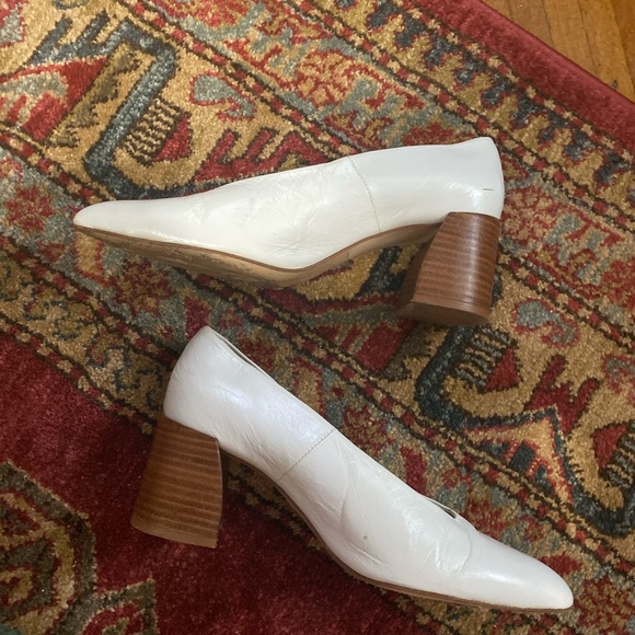 Zara white pointed heels US7.5 - Picture 2 of 4